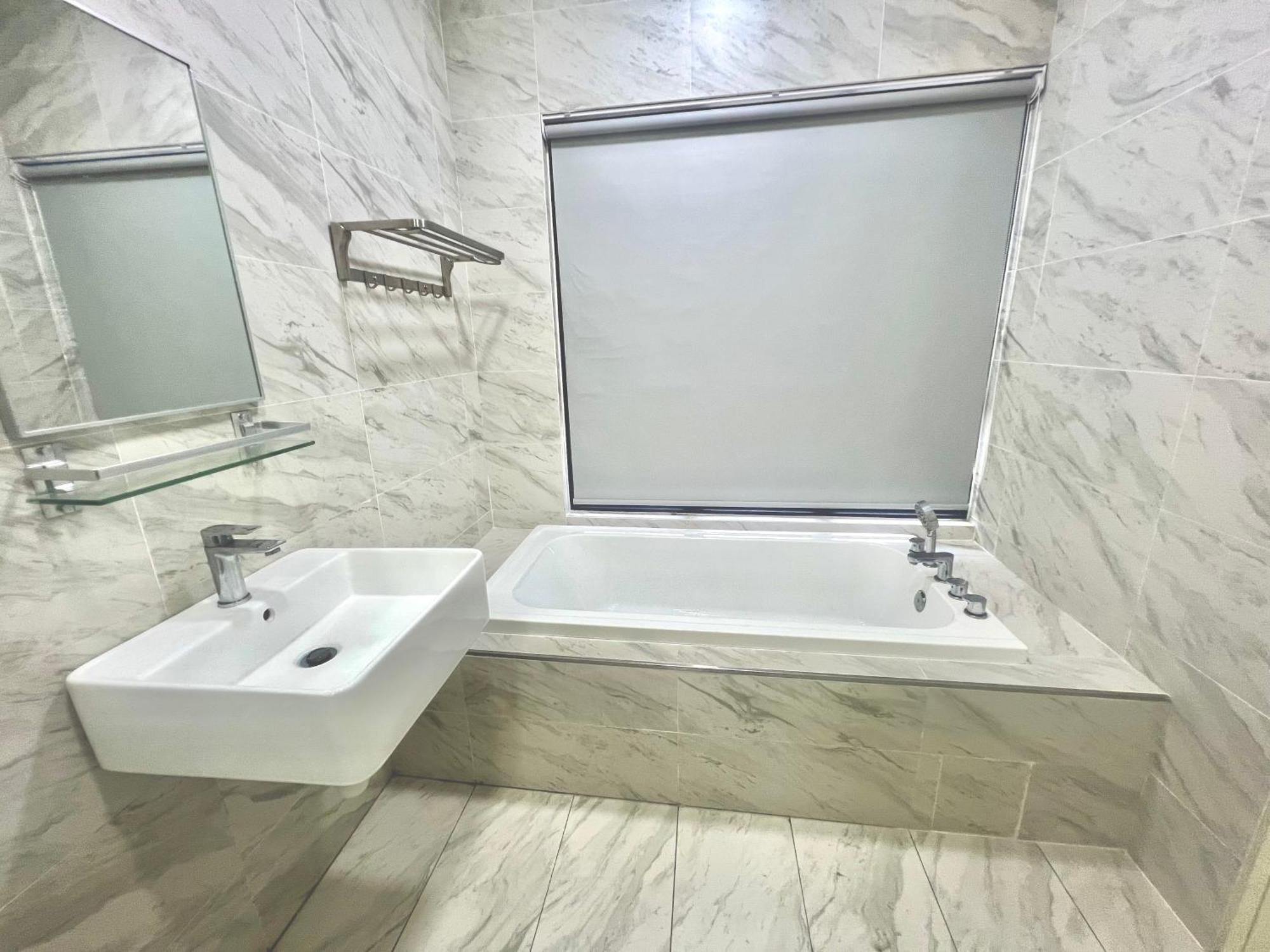 Imperio Residences Melaka Малакка Номер фото